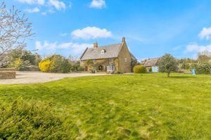 Banbury Road North Newington